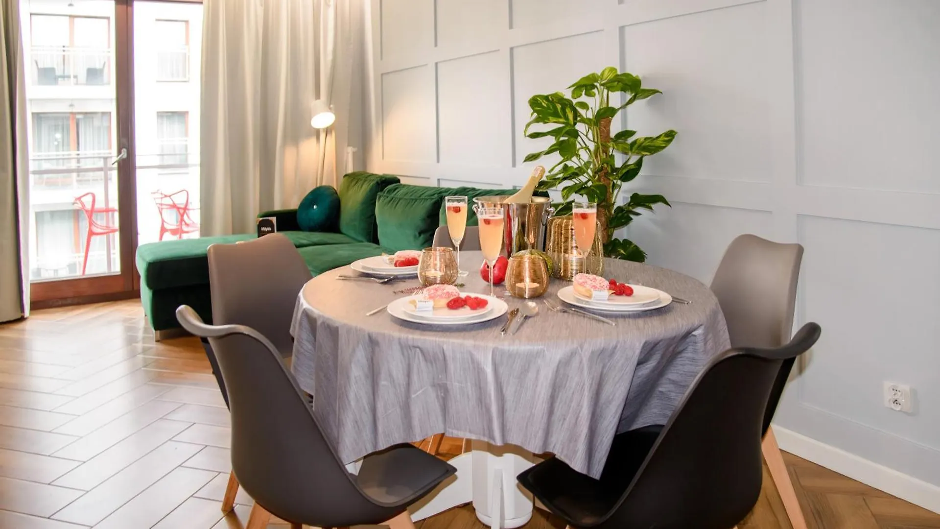 Maya'S Flats & Resorts 34 - Chmielna 73 Gdansk 0*,  Poland